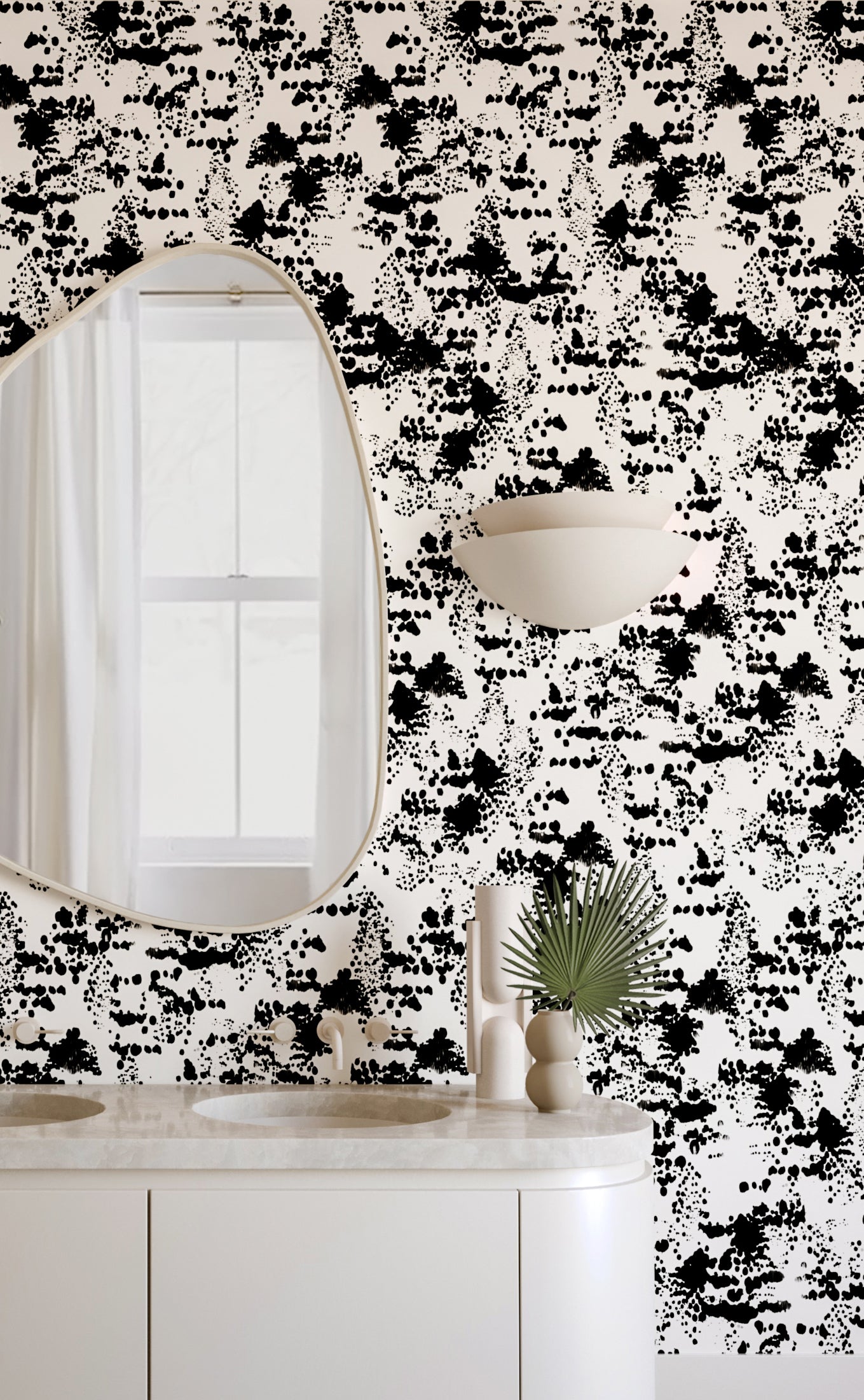 Snakeskin© Wallpaper in Black + Cremé