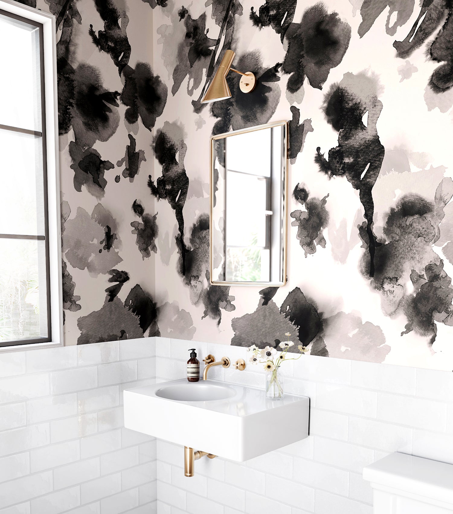 The In the Flowers© Wallpaper in Black in a bathroom from drop it MODERN