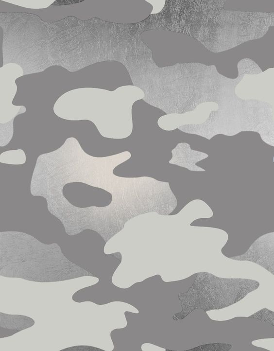 Camo© Wallpaper in Silver