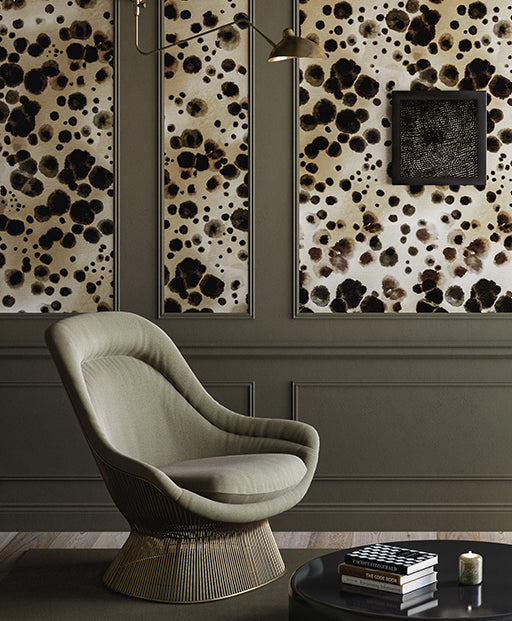 Sweet Spot© Wallpaper in Moss