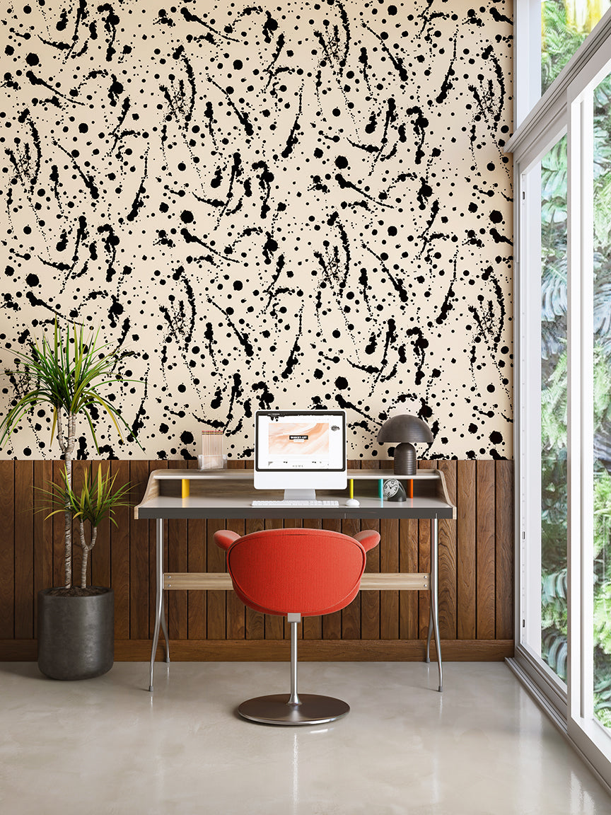 Spot On© Wallpaper in Black + Cremé