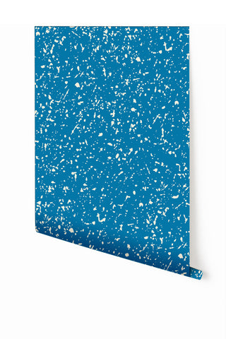 Memphis© Wallpaper in Electric Blue + Cremé