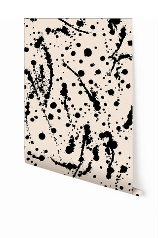 Spot On© Wallpaper in Black + Cremé